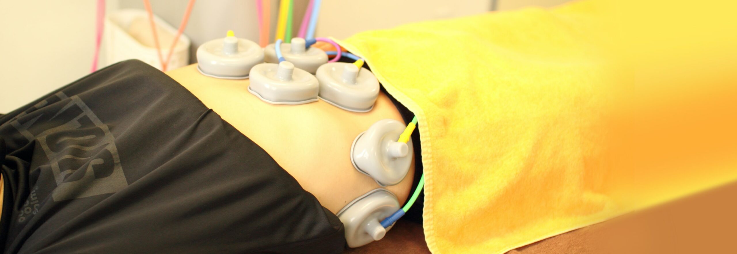 深谷市の小野寺接骨院では寝ているだけで筋トレができます